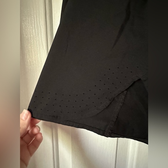 Black Nike running shorts in great condition! Pretty much new - Picture 6 of 8